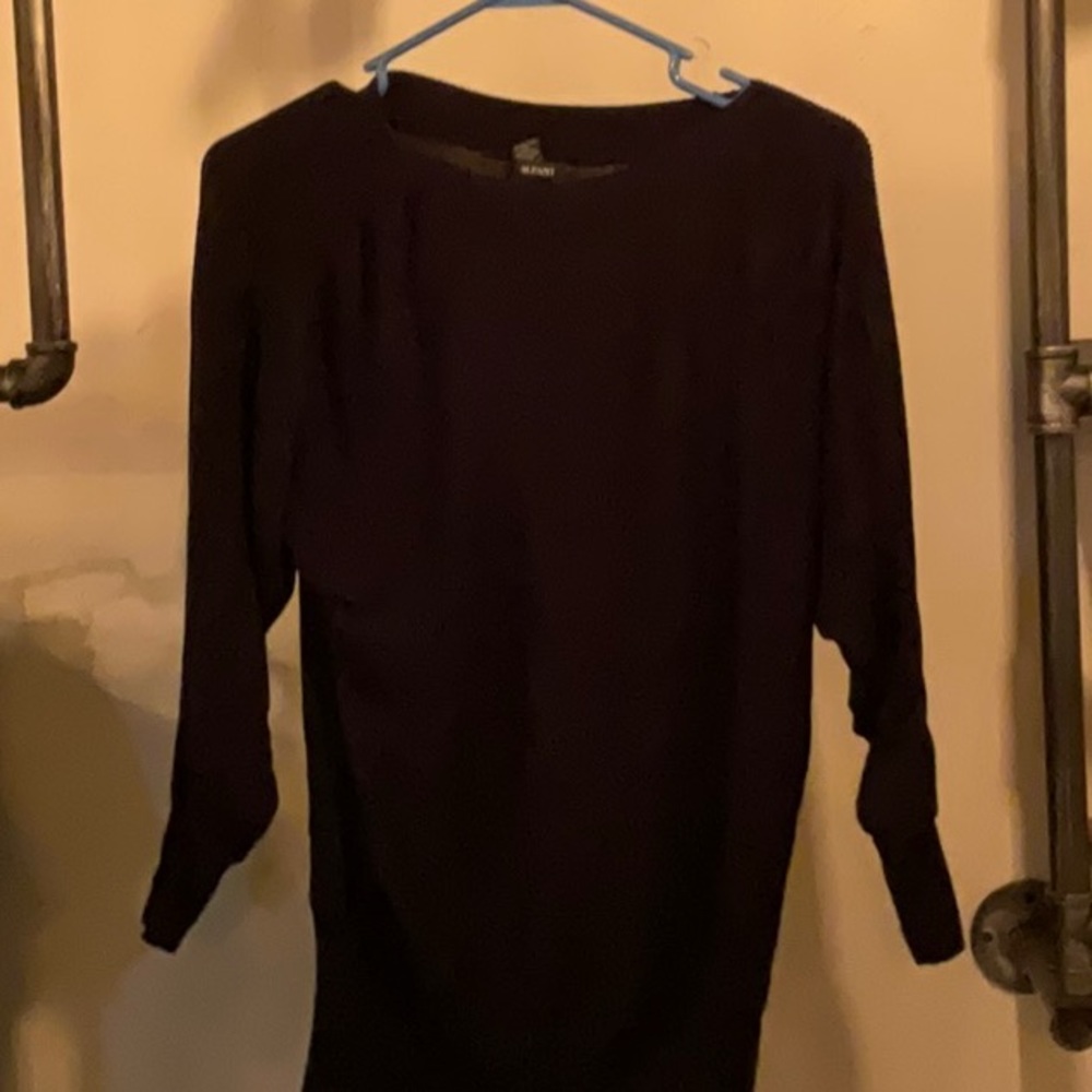 Black sweater baggy sleeve